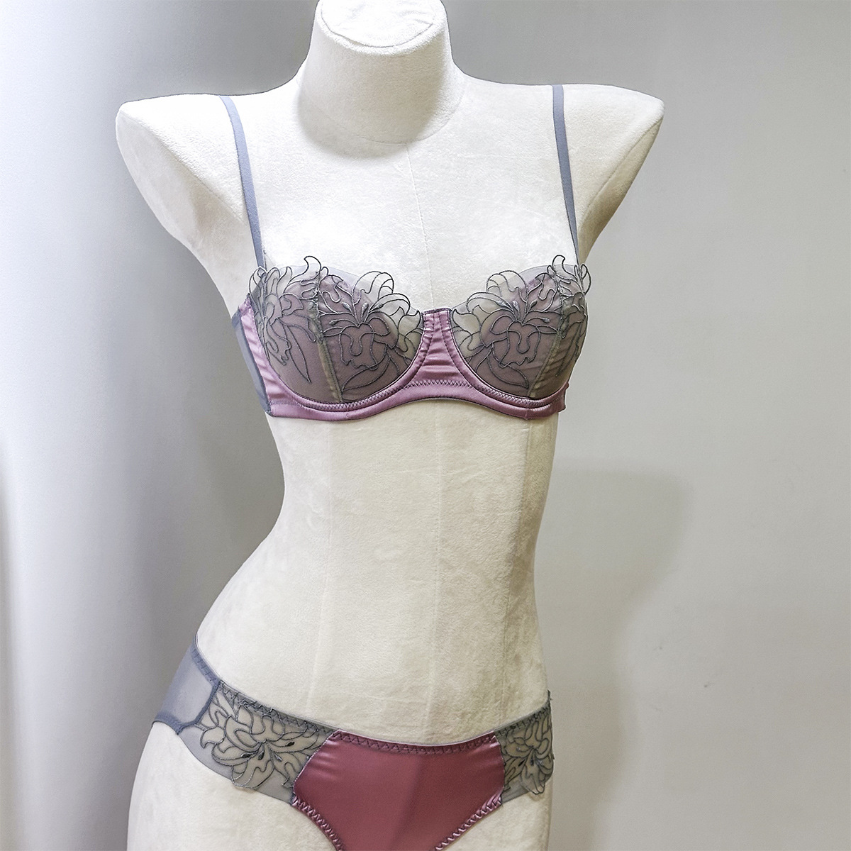 Purcoral 2026 New Floral Lace  - огляд і ціна Demi Bra Balconette